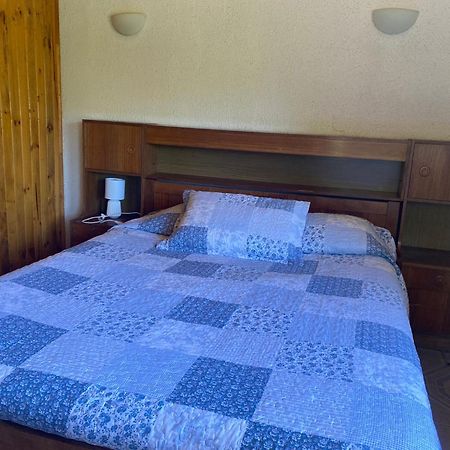 Cabanas Y Camping Playa Hermosa 洛斯安赫莱斯 外观 照片